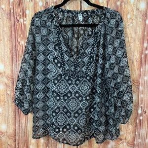 Old Navy Peasant Blouse Size Large Black and White